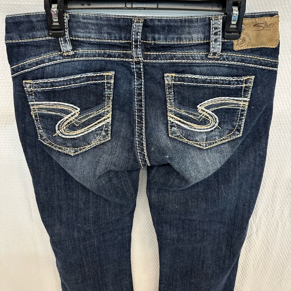 Silver Jeans - Picture 2 of 7
